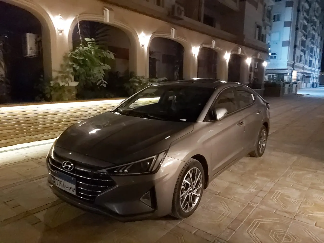 هيونداي إلنترا